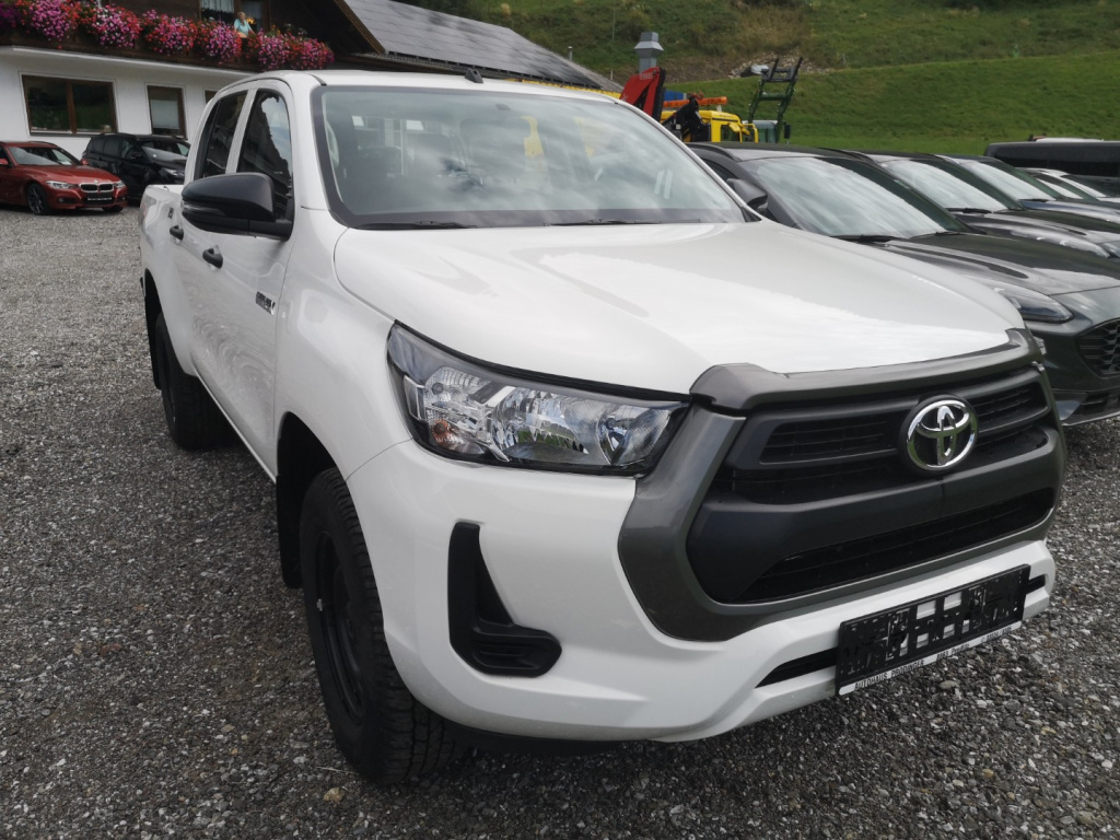 Toyota Hilux Country Double Cab 2,4L Diesel 4×4 full